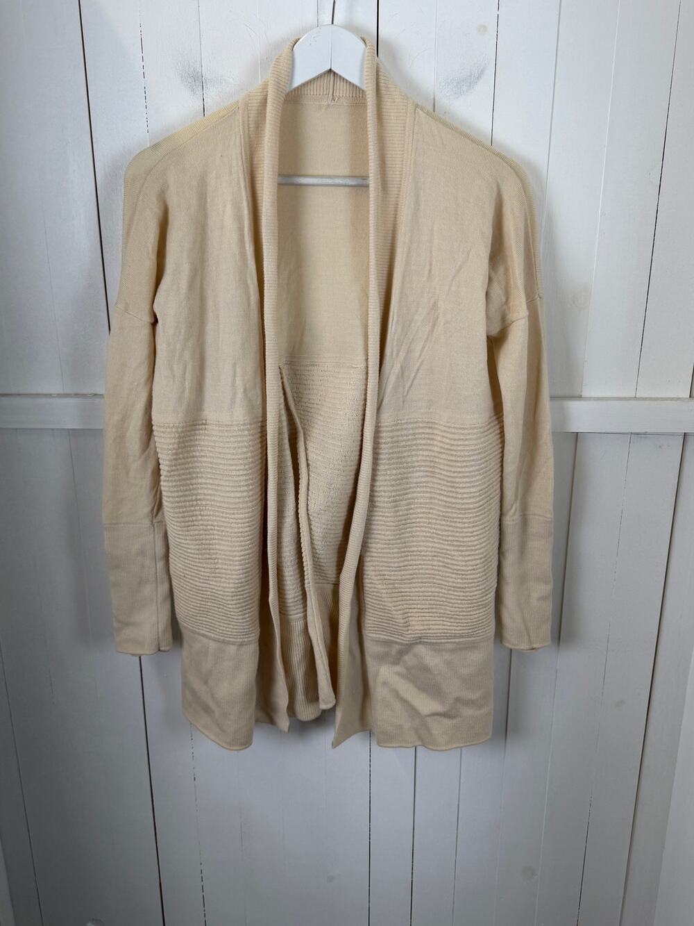 Lululemon Cream Shrug Sweater Women’s M Cotton Blend